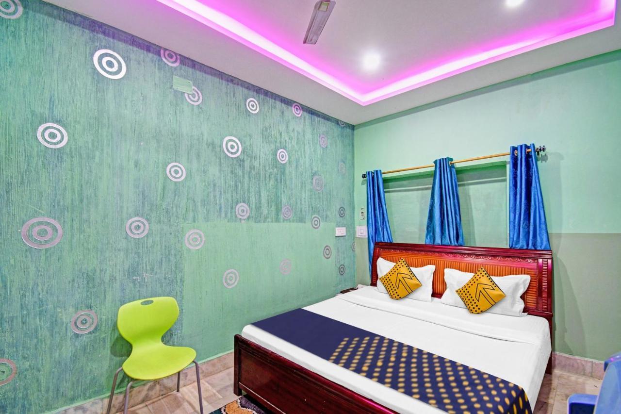 Spot On 81220 New Asha Hotell Puri Exteriör bild